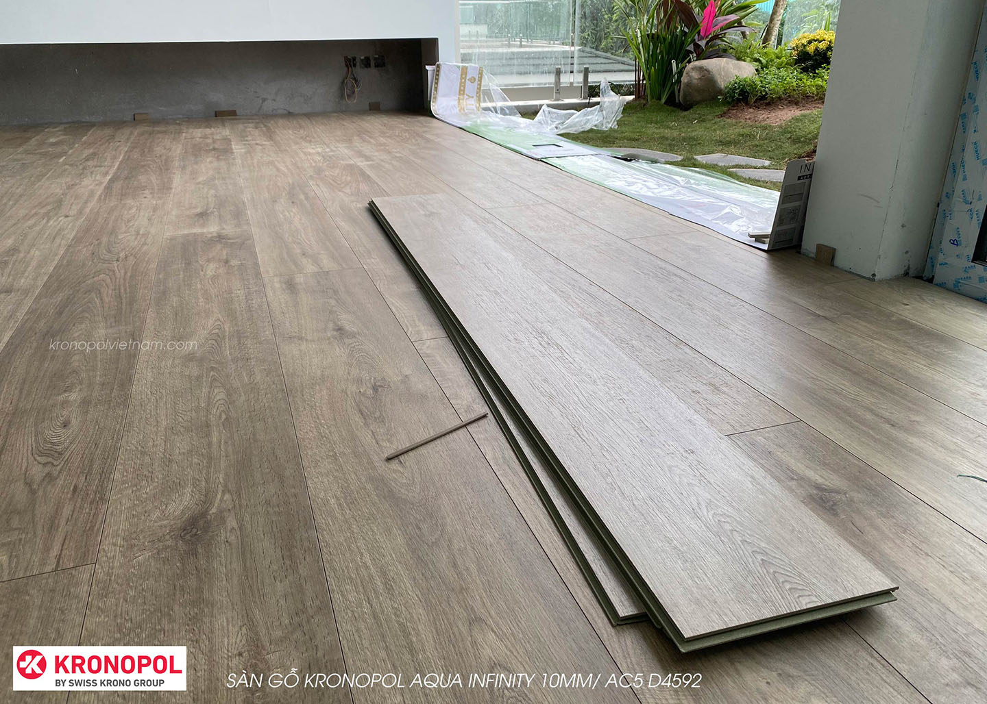 CÔNG TRÌNH SÀN GỖ KRONOPOL AQUA INFINITY 10MM/AC5 – D4592