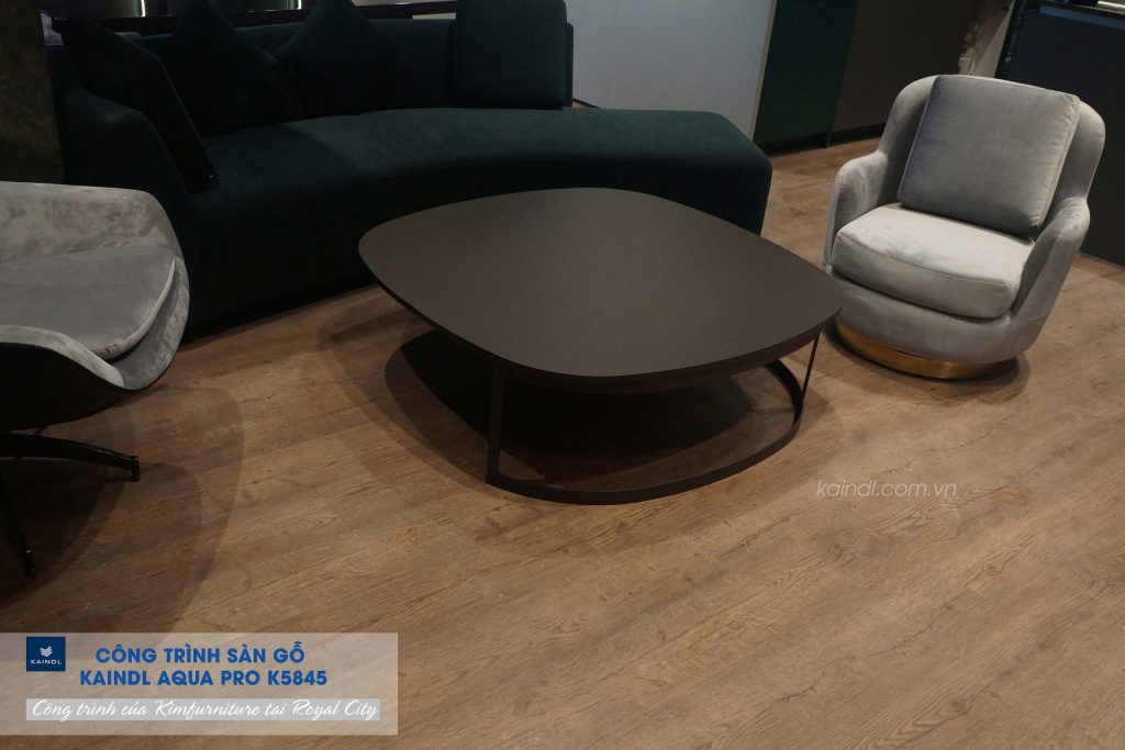 Công Trình Sàn Gỗ Kaindl Aqua Pro K5845 Tại R5b Royal City Hà Nội