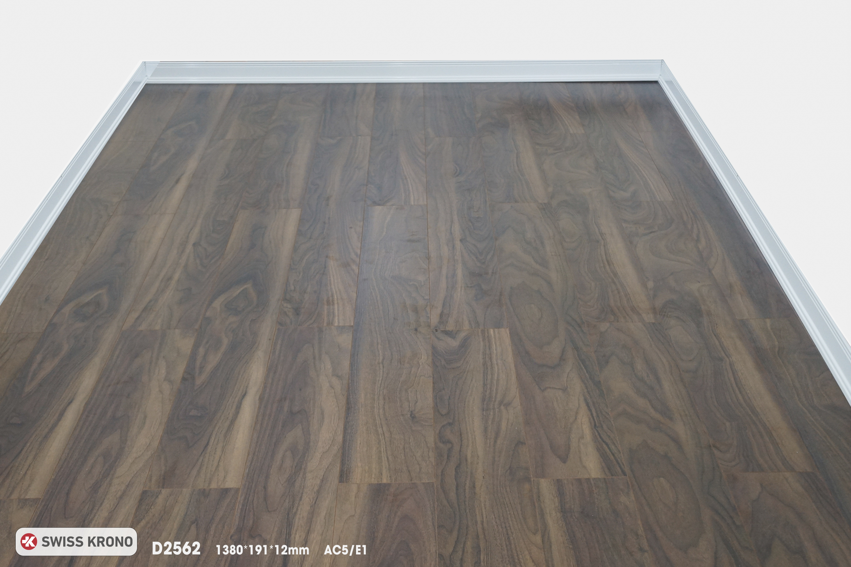 Sàn gỗ Swiss Krono D2562