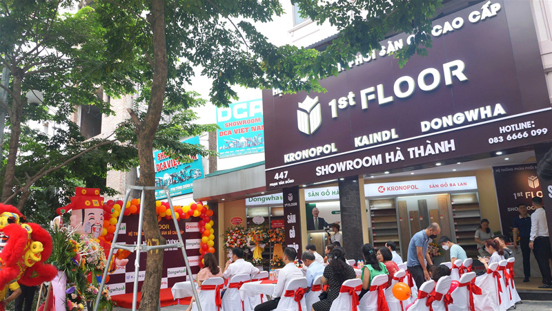 TƯNG BỪNG KHAI TRƯƠNG SHOWROOM MỚI CỦA 1ST FLOOR - SHOWROOM HÀ THÀNH