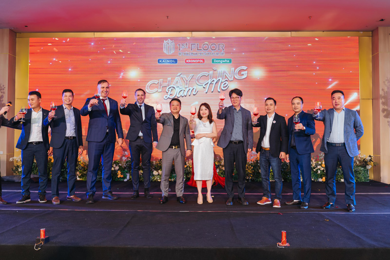 "Cháy Cùng Đam Mê" - Gala Dinner Bùng Nổ Năm 2023 Của 1st Floor